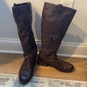 Size 9 brown tall boots